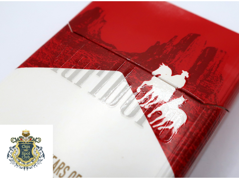 Marlboro Red 50 Years cigarettes. Photo: © Smoker’s Corner channel