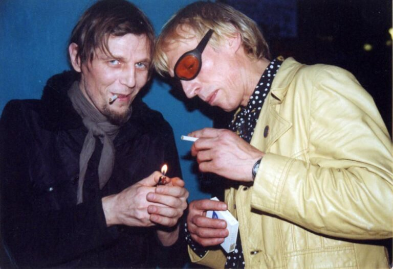 Imported English cigarettes of the 1990s