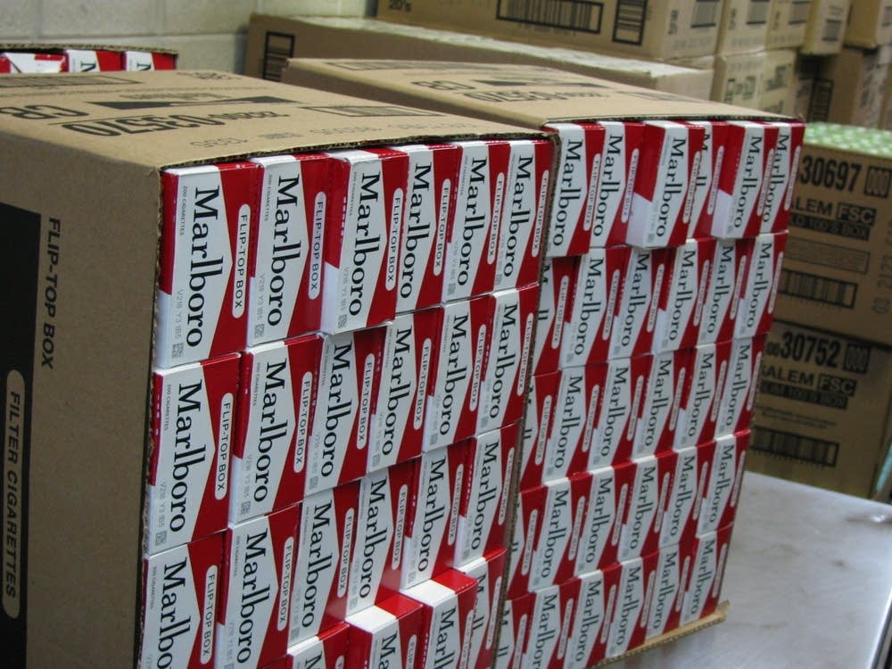 Cigarette carton